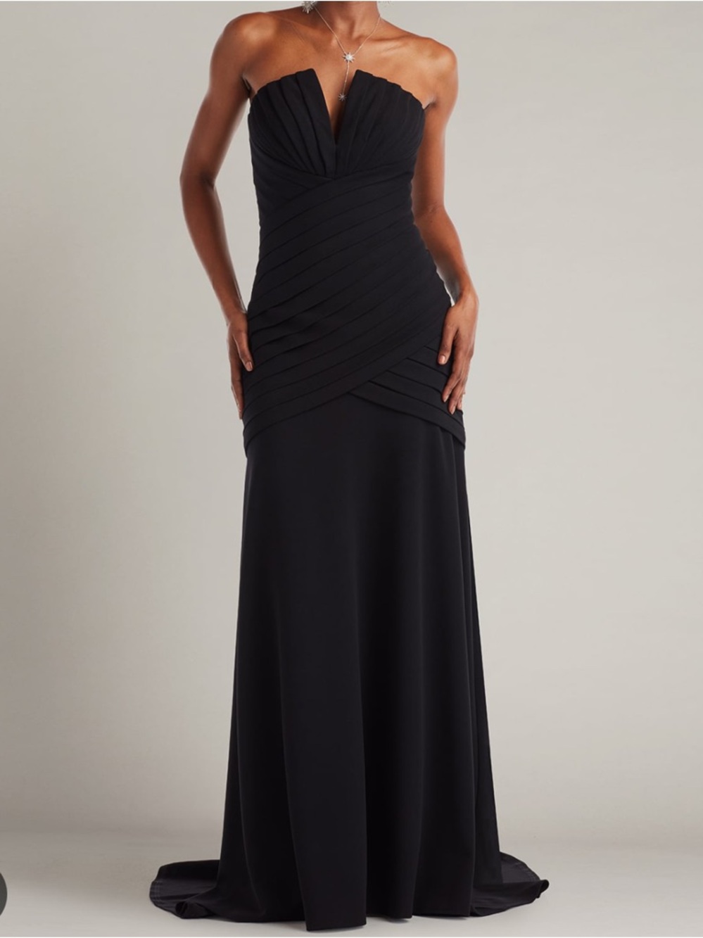 Tadashi Shoji Vionna Shutter Pleated Crepe Strapless GOWN Maxi Dress BOS25690L